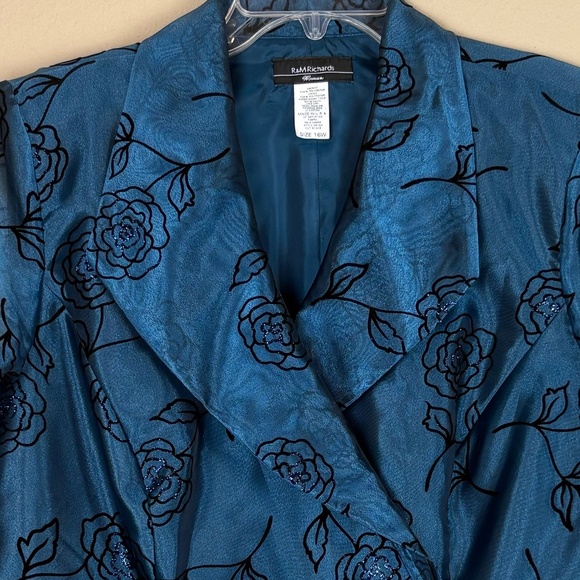 R & M Richards Blue Organza Evening Jacket with Black Velvet Like Floral Pattern - Picture 2 of 11